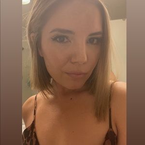 Meet your Posher, Tiara